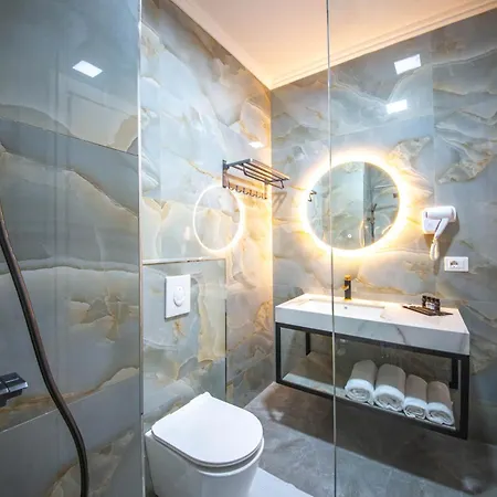 New Benilva Hotell *