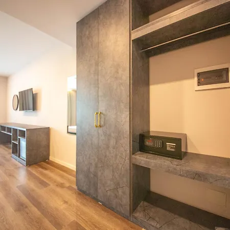 New Benilva Hotel Durrës