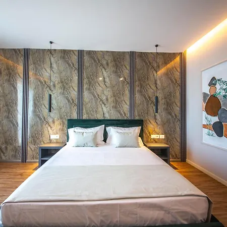 New Benilva Hotel Durrës
