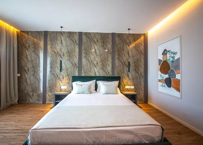 New Benilva Hotel Durrës